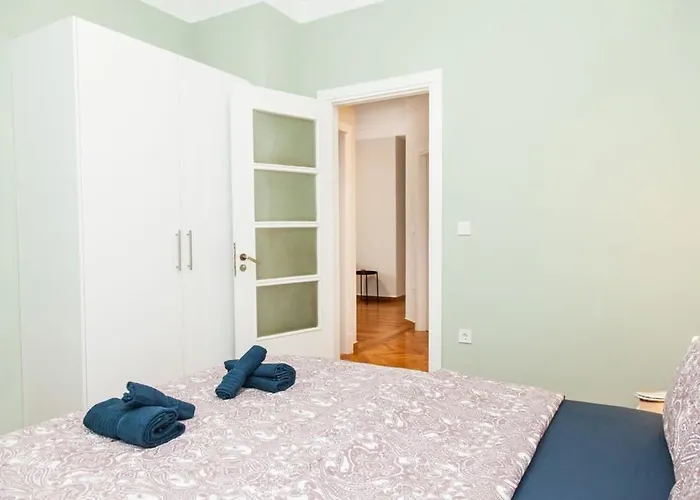 Athens Kolonaki Gem Chic Modern Apartment